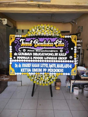 Papan Bunga di The Upper Clift Resort And Cafe Bogor